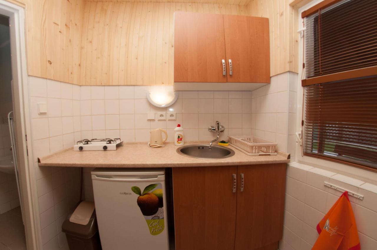 Nero Apartman Velky Meder Exterior photo